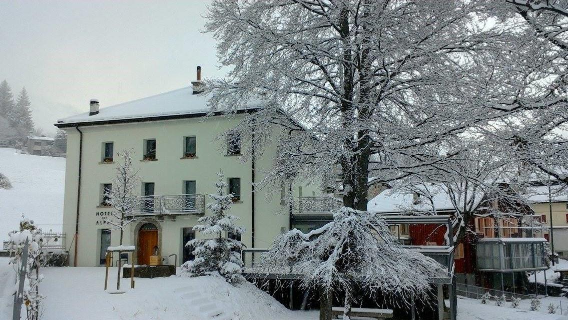 Hotel Des Alpes Dalpe Esterno foto