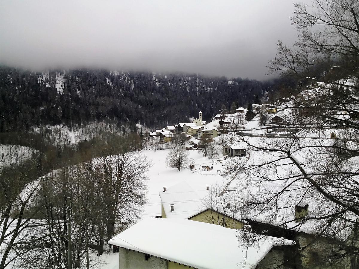 Hotel Des Alpes Dalpe Esterno foto